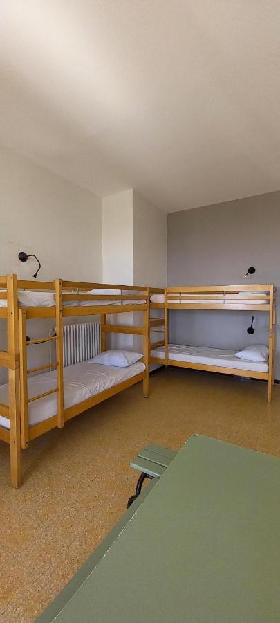 Hi Bois-luzy Hostel *